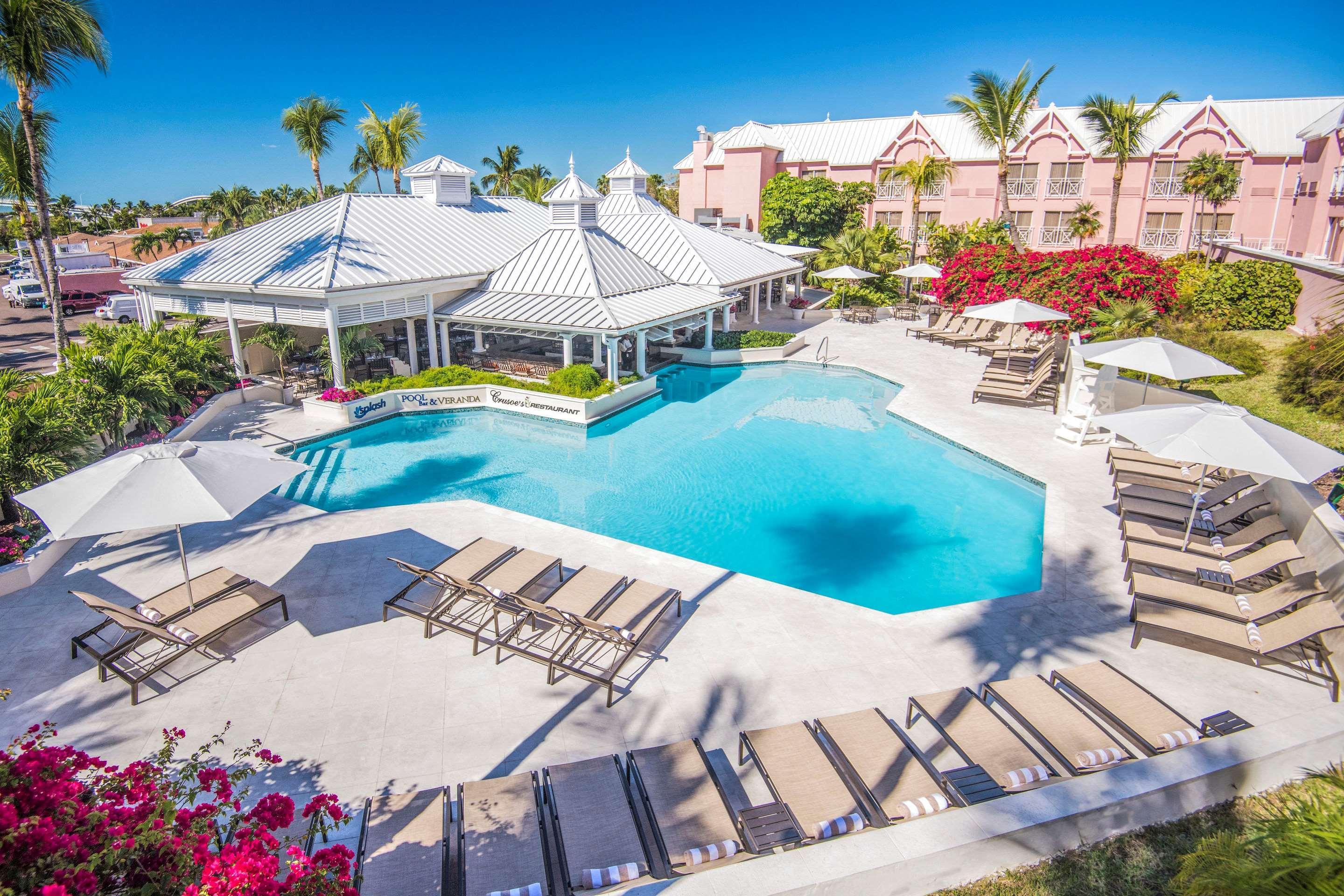 Comfort Suites Paradise Island Creek Village Zewnętrze zdjęcie