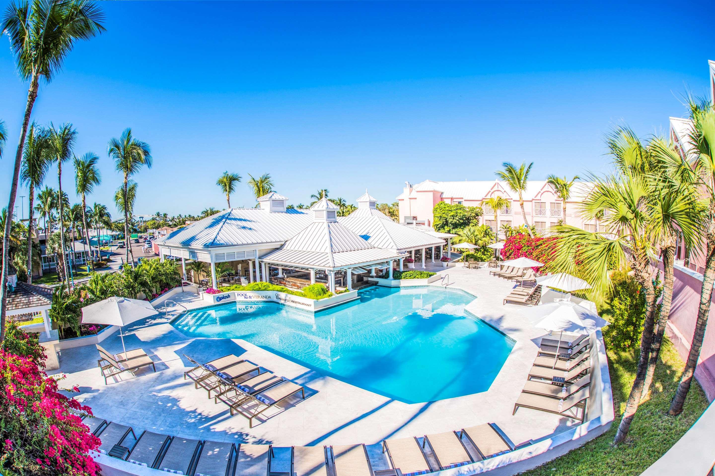 Comfort Suites Paradise Island Creek Village Zewnętrze zdjęcie