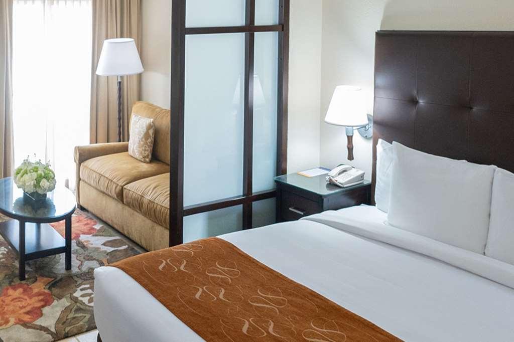 Comfort Suites Paradise Island Creek Village Pokój zdjęcie
