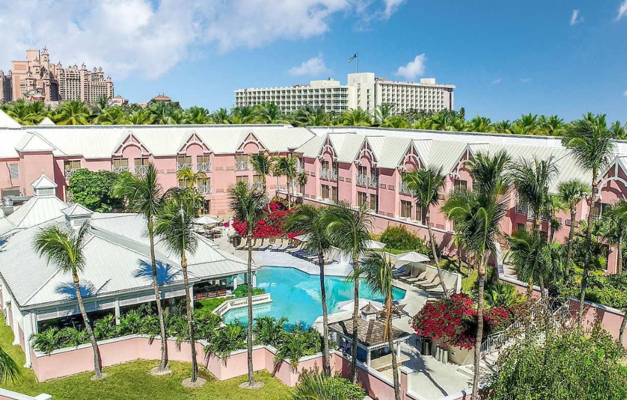 Comfort Suites Paradise Island Creek Village Zewnętrze zdjęcie